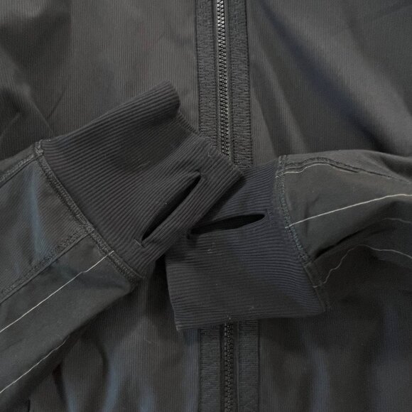 Lululemon Run: Bandit Jacket Reflective Black Size 4 - Picture 10 of 13